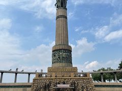 -人民防洪胜利纪念塔