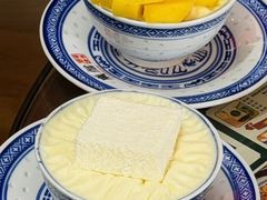 -广信牛奶甜品世家(台东店)