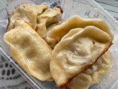 -黄阿姨锅贴大王(万航渡路店)