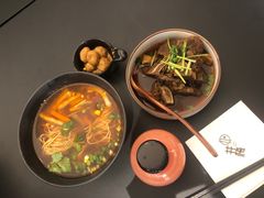 香辣牛骨汤面-贡梅老面馆·蟹粉面·无锡特色小吃(南长街主推店)