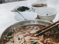 -正宗杨记普洱酸醋米线(总店)