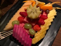-The ROOF (通盈中心店)