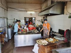 -洲心明记烧肉大粥(总店)