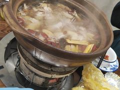 -威邵鸡煲(西华路总店)