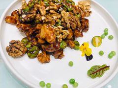 -皇城根·烤鸭·鱼头·家常菜(欧亚大观乐活城店)