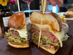 -LESCEDARS Brasserie Bistro香柏树