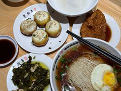 -朱新年·苏式汤团·面点(北寺塔店)