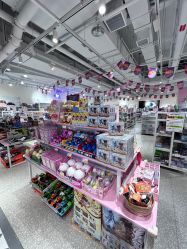 -嗨本可潮玩仓(大兴大悦春风里店)