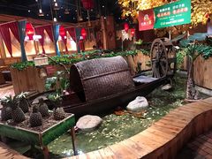 -老滇山寨•云南特色菜•地方菜•民族风情歌舞表演(金碧店)