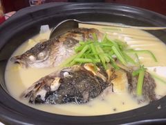 鱼头豆腐汤-董府·古宅餐厅