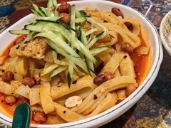 -乡村馕坑肉·烧烤·新疆菜·本地人更爱吃(阿勒泰首店)