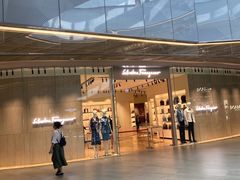 -东荟城名店仓