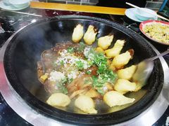 -边江铁锅炖鱼(振八街店)