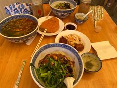 -沪西老弄堂面馆(定西路店)