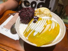 鲜芒黑糯米白玉椰冰-RUXU入续鸳鸯糖水铺(星寰店)