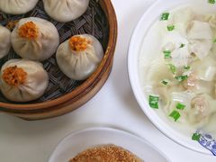 精制顶黄加蟹小笼包-迎桂馒头店(博爱路店)