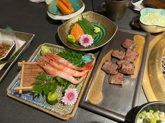 -铭牛烧肉·和牛海鲜自助(高新月牙湖店)