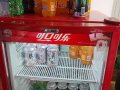 -运气牛自助酱大骨火锅(南京东路店)