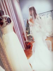 -Flora婚纱礼服定制租赁店