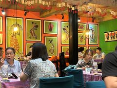 -香巴拉云南餐厅(华莱坞店)