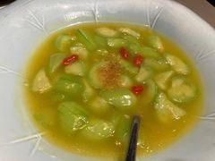 -荟廷·晶萃(陆家嘴尚悦湾店)