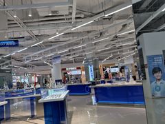 -优购镜仓(黄岛吾悦店)