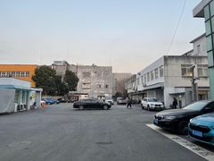 -上海宝诚中环BMW·MINI4S店