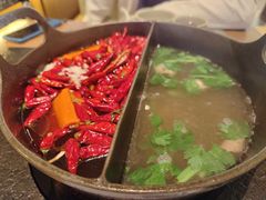 草本鸳鸯锅-盡膳口福跷脚牛肉火锅(晶耀前滩店)