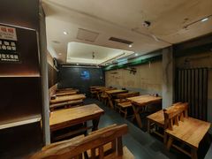 -万记麻辣烫国展总店