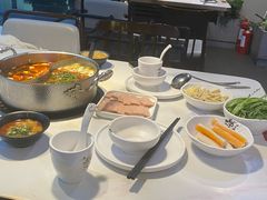 -德林酸菜鱼火锅(南丹店)
