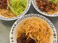 -梅溪·小伙子干挑面(安吉总店)