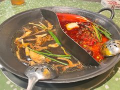 -五里关火锅(上海鑫耀·光环Live店)
