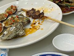 -覃记海鲜美食餐厅