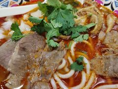 -鑫花溪牛肉米粉(人民广场店)