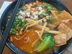 -柳大厨螺蛳粉(人民路总店)