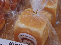 青团咸蛋黄mini包-RAN BAKERY