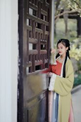 -汉仪华裳汉服馆(打浦桥店)