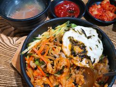 -吴草鸡爪오초닭발韩食堂(融恒盈嘉中心店)