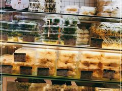 -白玉兰食品甜凤店(合生汇店)