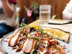 烤三文鱼沙拉-O'mills Sourdough Bakery&Bistro(永嘉路店)