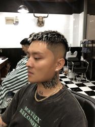 -MARTIN'S BARBER SHOP男士理发馆