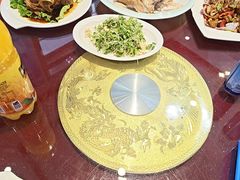 -鸿亨泰杂鱼馆(港馨家园店)