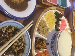 -怪噜范·老贵阳街头名小吃(鸿通城店)