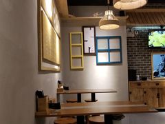 大堂-罗罐中米粉(人信汇店)