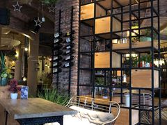 -云卷云书咖啡厅