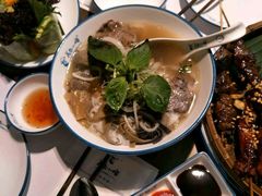 -美奈小馆·越南料理(中航城君尚购物中心店)