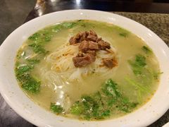 鸡肉米线-小街天府