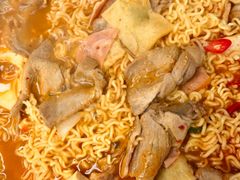 -亲昵春川鸡排(韩国美食街店)