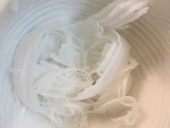 -志龙皇冠吃货椰子铺