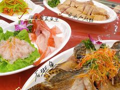 -范饭椰林川湘味海鲜·椰子鸡(三亚湾椰梦长廊店)